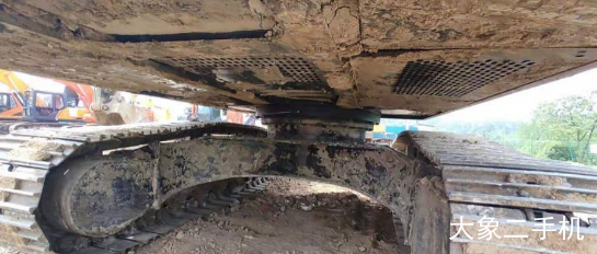 三一重工 SY215C 挖掘机