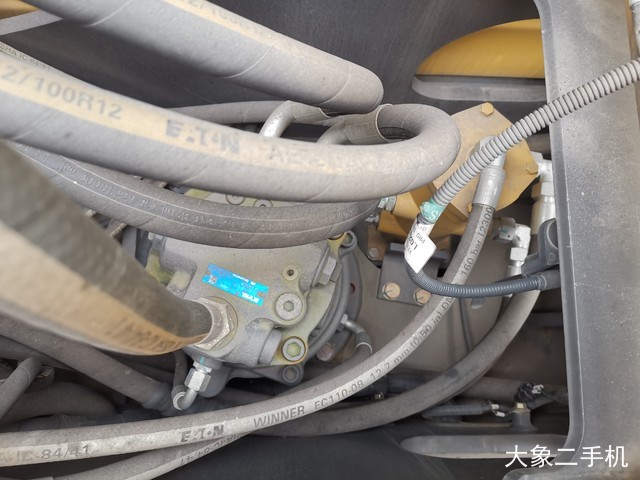 山东临工 E680F 挖掘机