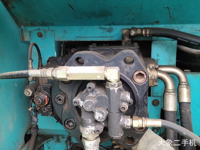 神钢 SK250-8 挖掘机