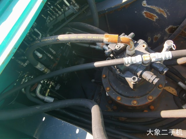 神钢 SK380D 挖掘机