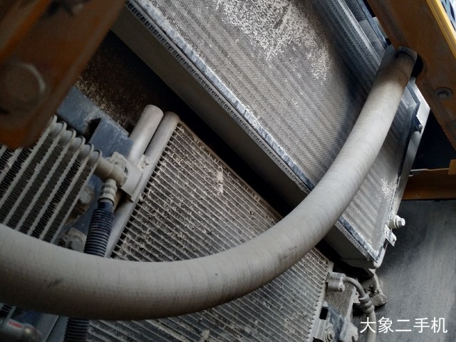 徐工 XE370D 挖掘机