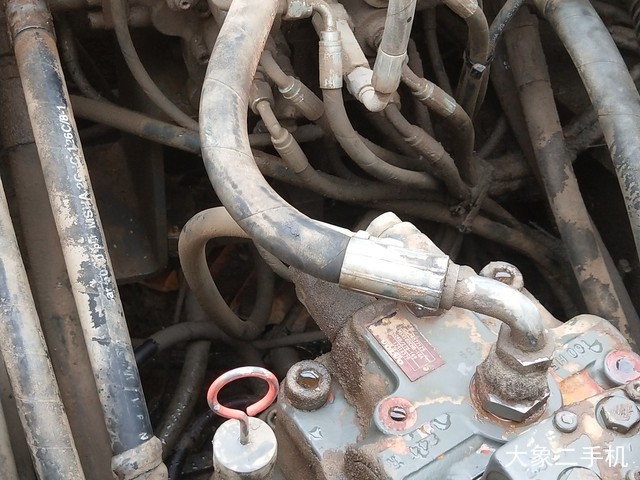 沃尔沃 EC240B 挖掘机