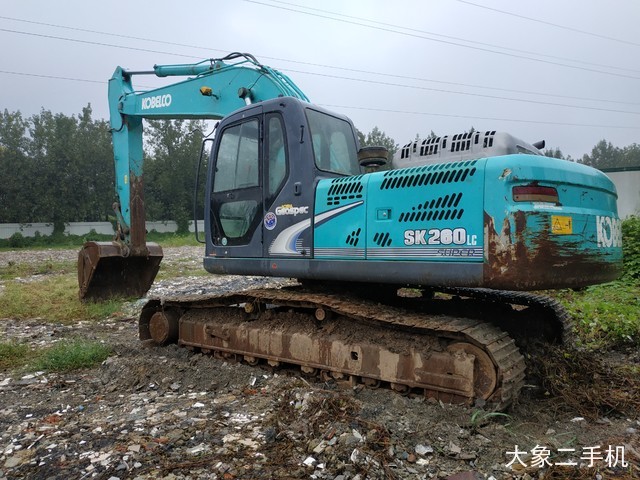 神钢 SK260LC-8 挖掘机