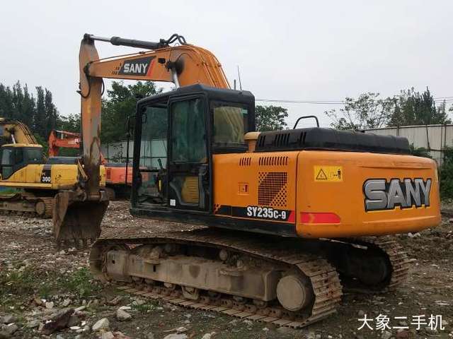 三一重工 SY205C-9 挖掘机