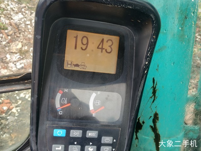 神钢 SK260LC-8 挖掘机