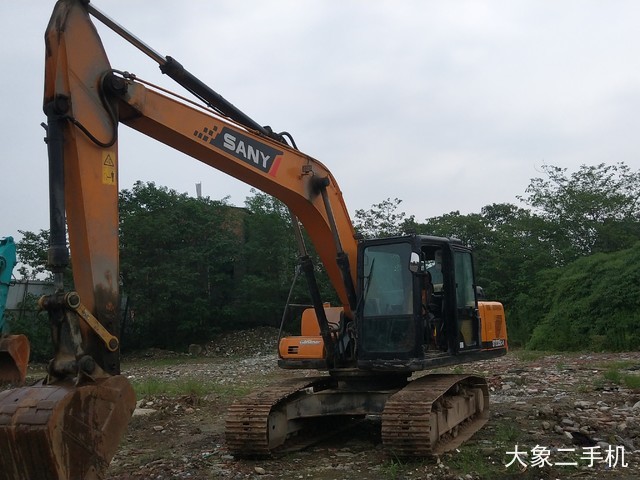 三一重工 SY205C-9 挖掘机