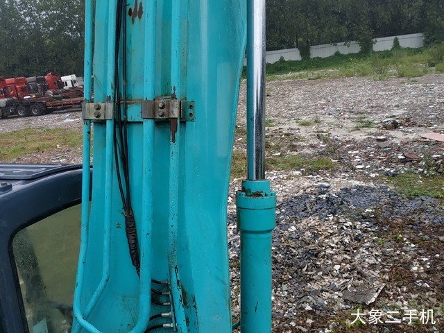 神钢 SK260LC-8 挖掘机