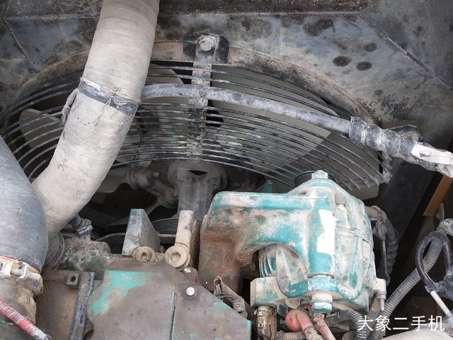 沃尔沃 EC240B 挖掘机