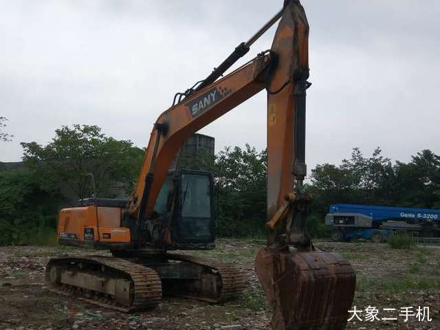 三一重工 SY205C-9 挖掘机