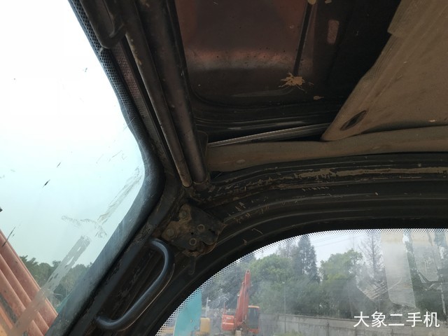 斗山 DX75 挖掘机