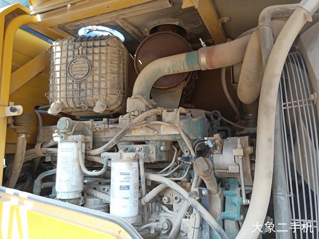 山东临工 L955F 装载机