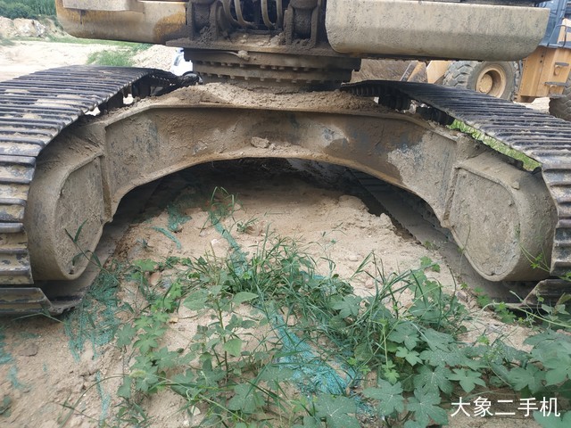 小松 PC220-8 挖掘机