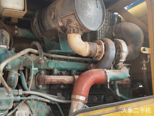 山东临工 L955F 装载机
