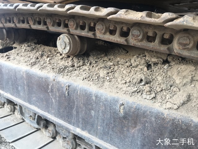 小松 PC220-8 挖掘机