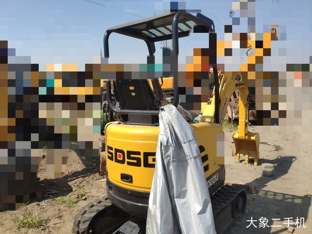 沭工 SG8022 挖掘机