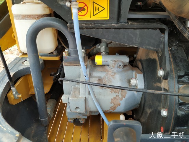 徐工 XE60D 挖掘机