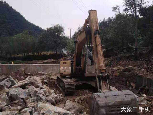 厦工 XG815LC 挖掘机