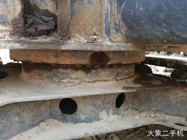 神钢 SK75-8 挖掘机