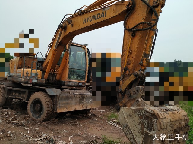 现代 R150W-9 挖掘机