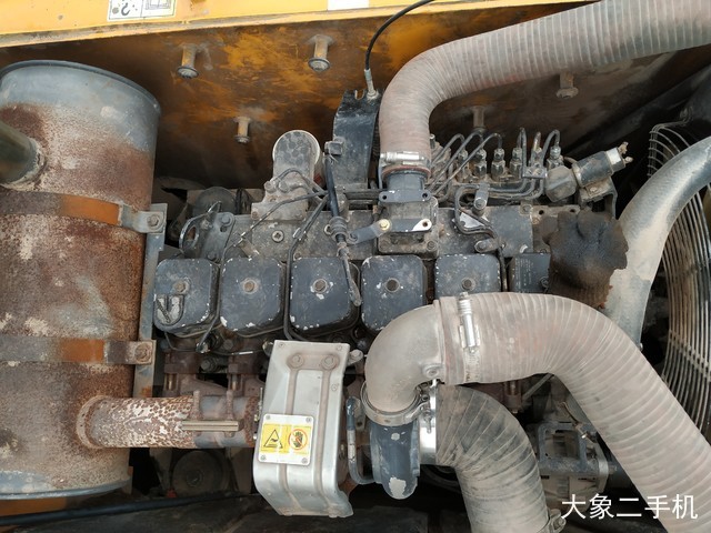 现代 R150W-9 挖掘机