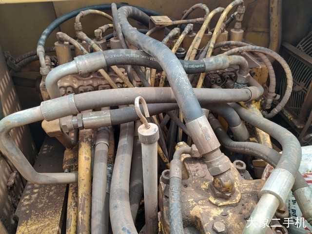 卡特彼勒 325C 挖掘机