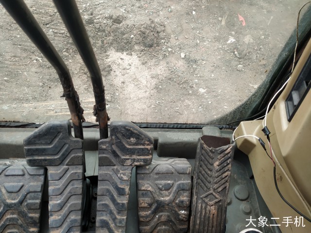 卡特彼勒 320C 挖掘机