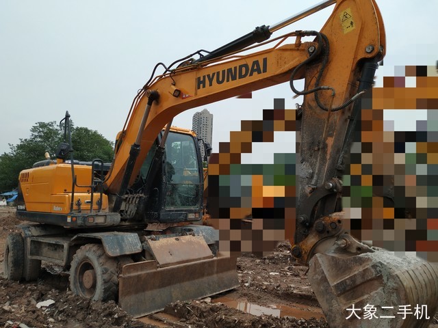 现代 150WVS 挖掘机