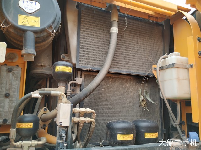 现代 150WVS 挖掘机