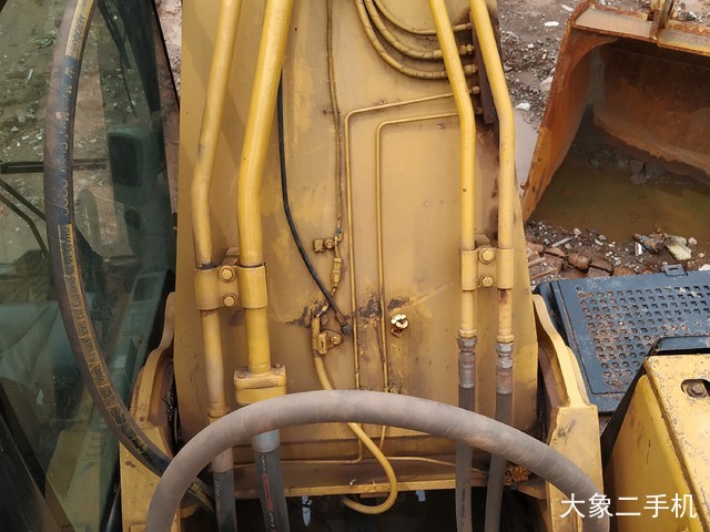 卡特彼勒 325C 挖掘机