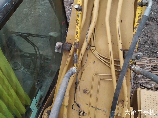 卡特彼勒 320C 挖掘机