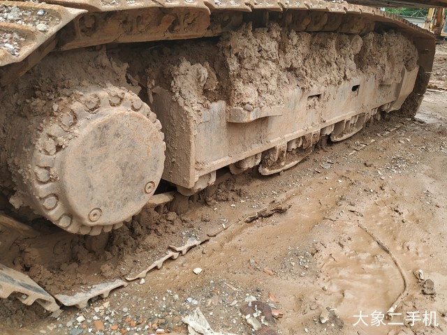 卡特彼勒 325C 挖掘机