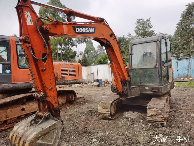 斗山 DH60-7 挖掘机