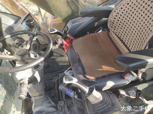 现代 R150W-9 挖掘机