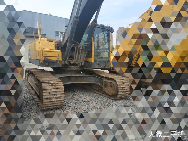 沃尔沃 EC360BLC 挖掘机