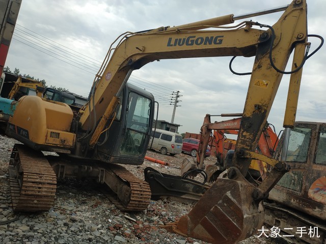 柳工 CLG908D 挖掘机