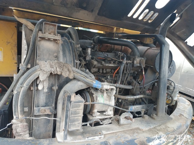 柳工 CLG908D 挖掘机