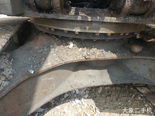 沃尔沃 EC240B 挖掘机