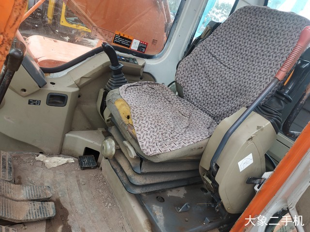 斗山 DH220LC-7 挖掘机