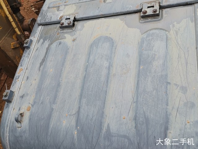 神钢 SK130-8 挖掘机
