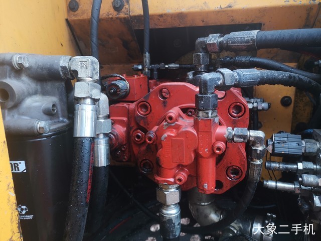 徐工 XE135B 挖掘机
