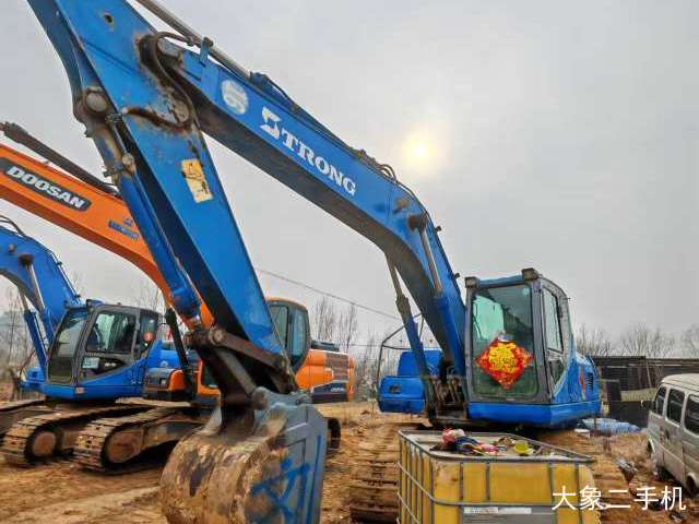 山重建机 GC208 挖掘机