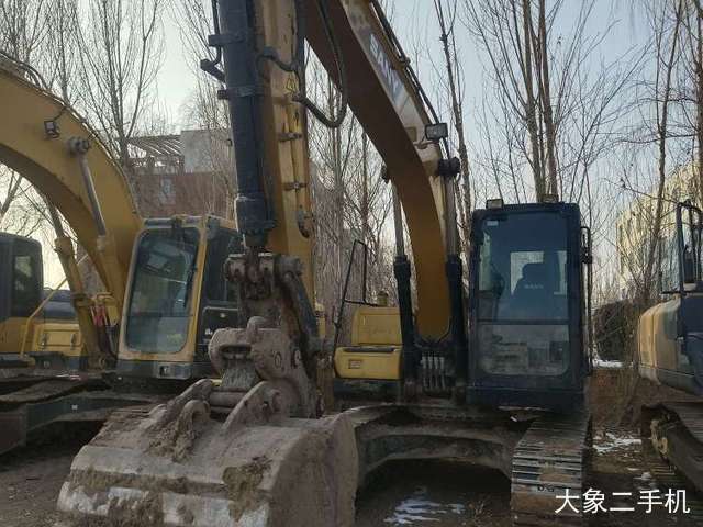 三一重工 SY135C-9 挖掘机