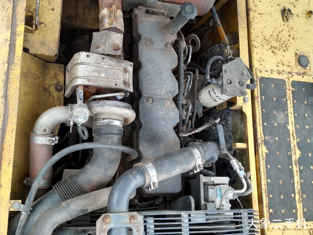 小松 PC240LC-8 挖掘机