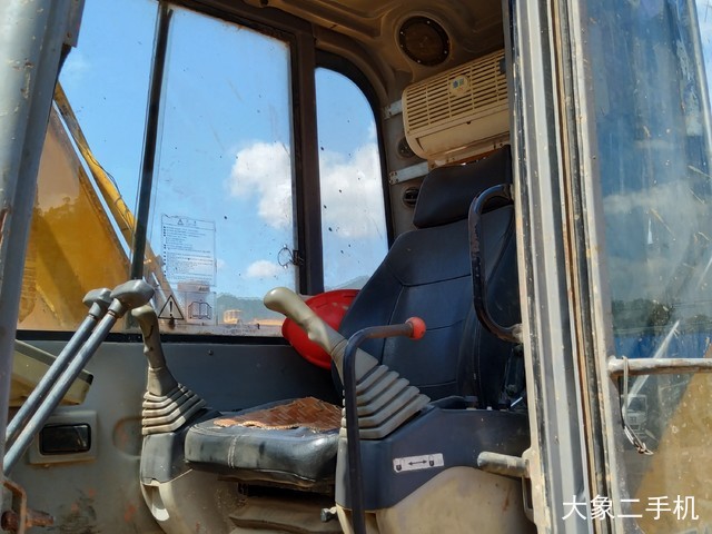 徐工 XE80 挖掘机