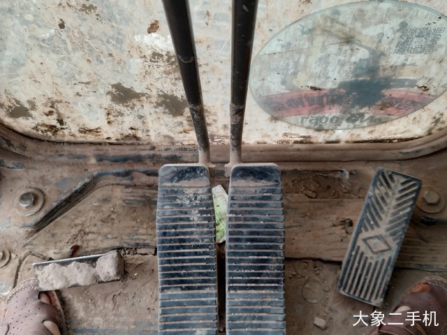 山重建机 JCM922D 挖掘机