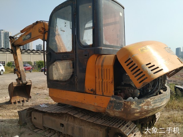 雷沃重工 FR60 挖掘机