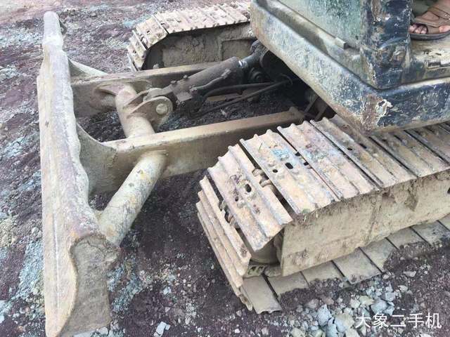 现代 R80-7 挖掘机