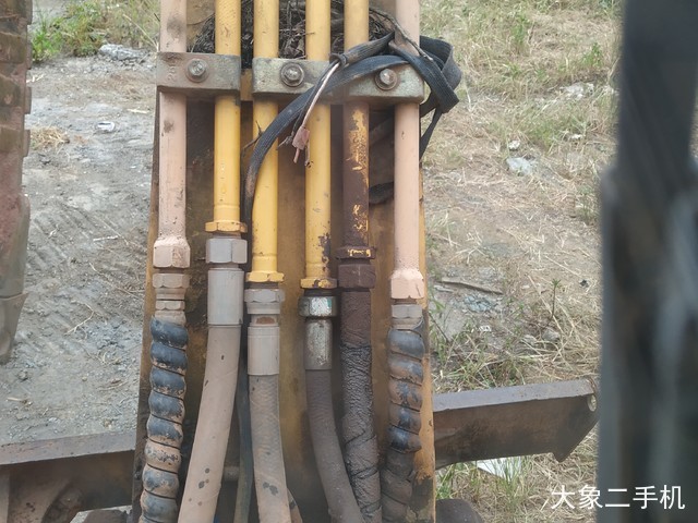 山东临工 LG660 挖掘机