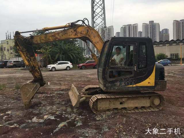 现代 R80-7 挖掘机