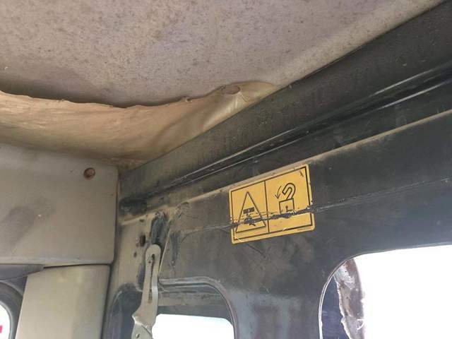 现代 R80-7 挖掘机